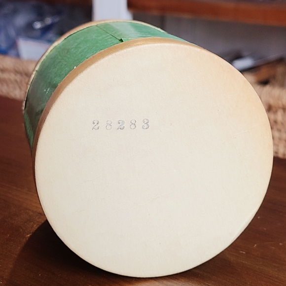 Vintage Frango Mints Round Box and Holiday Wrap 1950s - Picture 5 of 14